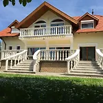 Csok Apartmanhaz *