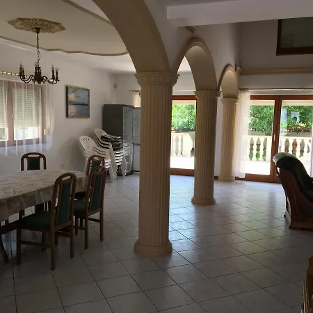Apartament Csok Apartmanhaz