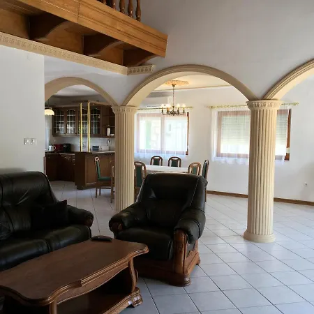 Csok Apartmanhaz Apartament Balatonfüred