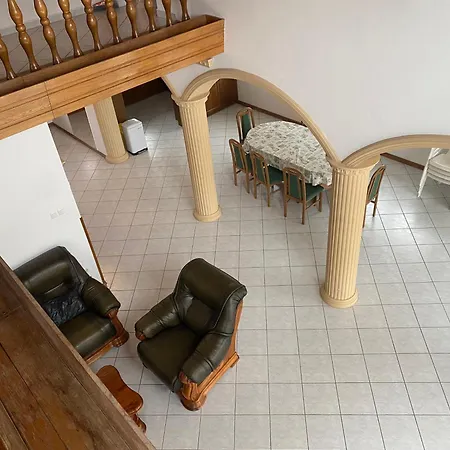 Daire Csok Apartmanhaz *