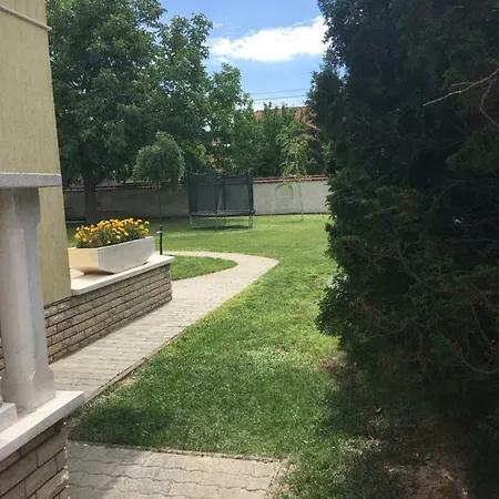 Csok Apartmanhaz Daire *