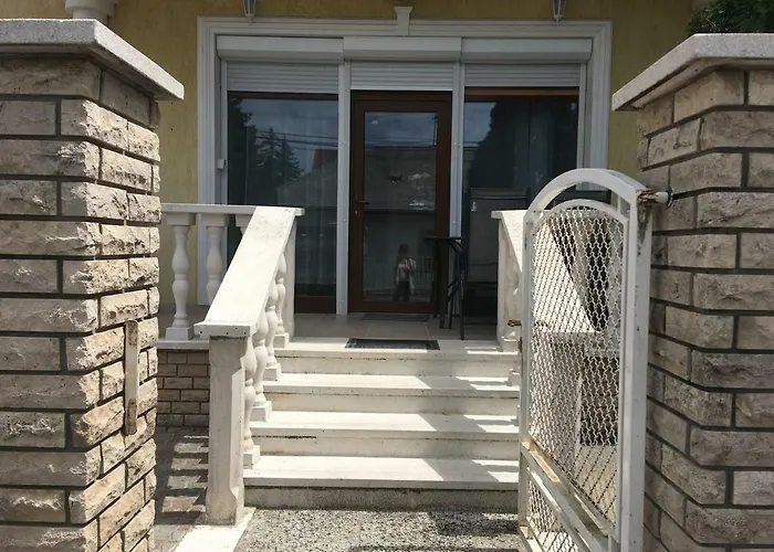 Csok Apartmanhaz Apartment Balatonfured