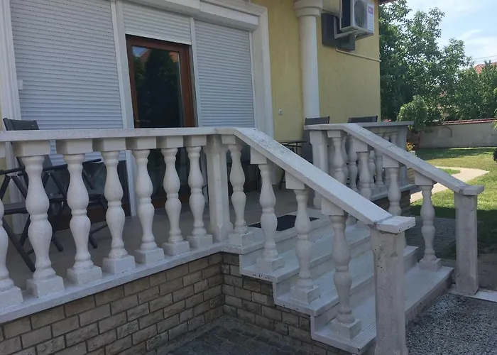 Apartment Csok Apartmanhaz Balatonfured